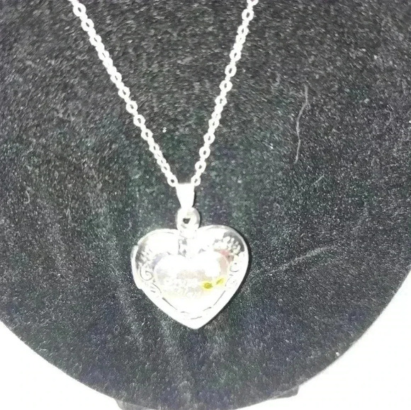 925 sterling silver locket and chain - Picture 3 of 4